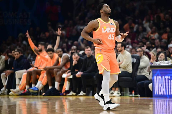 掘金反超湖人登西部第三 火箭冲击前四骑士锁定