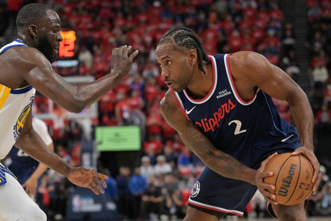 勇士逆转快船库里35+霍福德奇兵助逆转