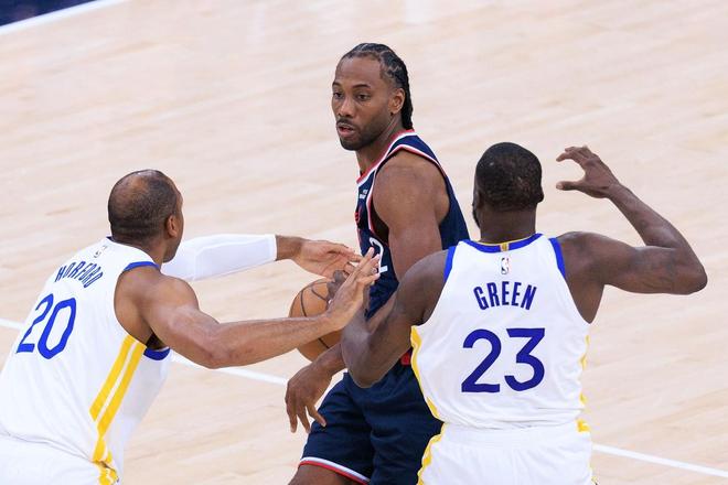 勇士逆转快船库里35+霍福德奇兵助逆转