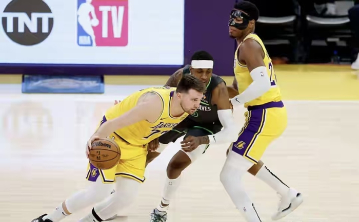 森林狼季后赛对阵掘金成定局 湖人战绩下滑致原